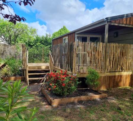 Agréable terrasse pour vos vacances en cottage du résinier